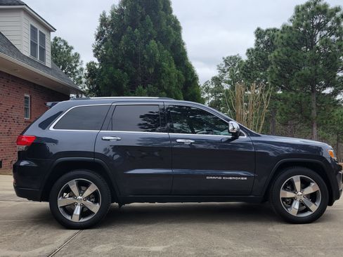 Used 2015 Jeep Grand Cherokee Limited image 4