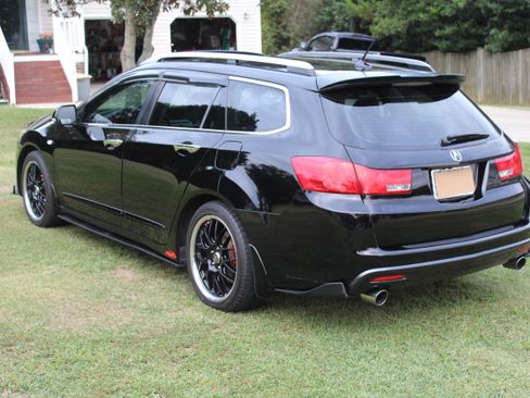 Used 2011 Acura TSX Sport Wagon image 5