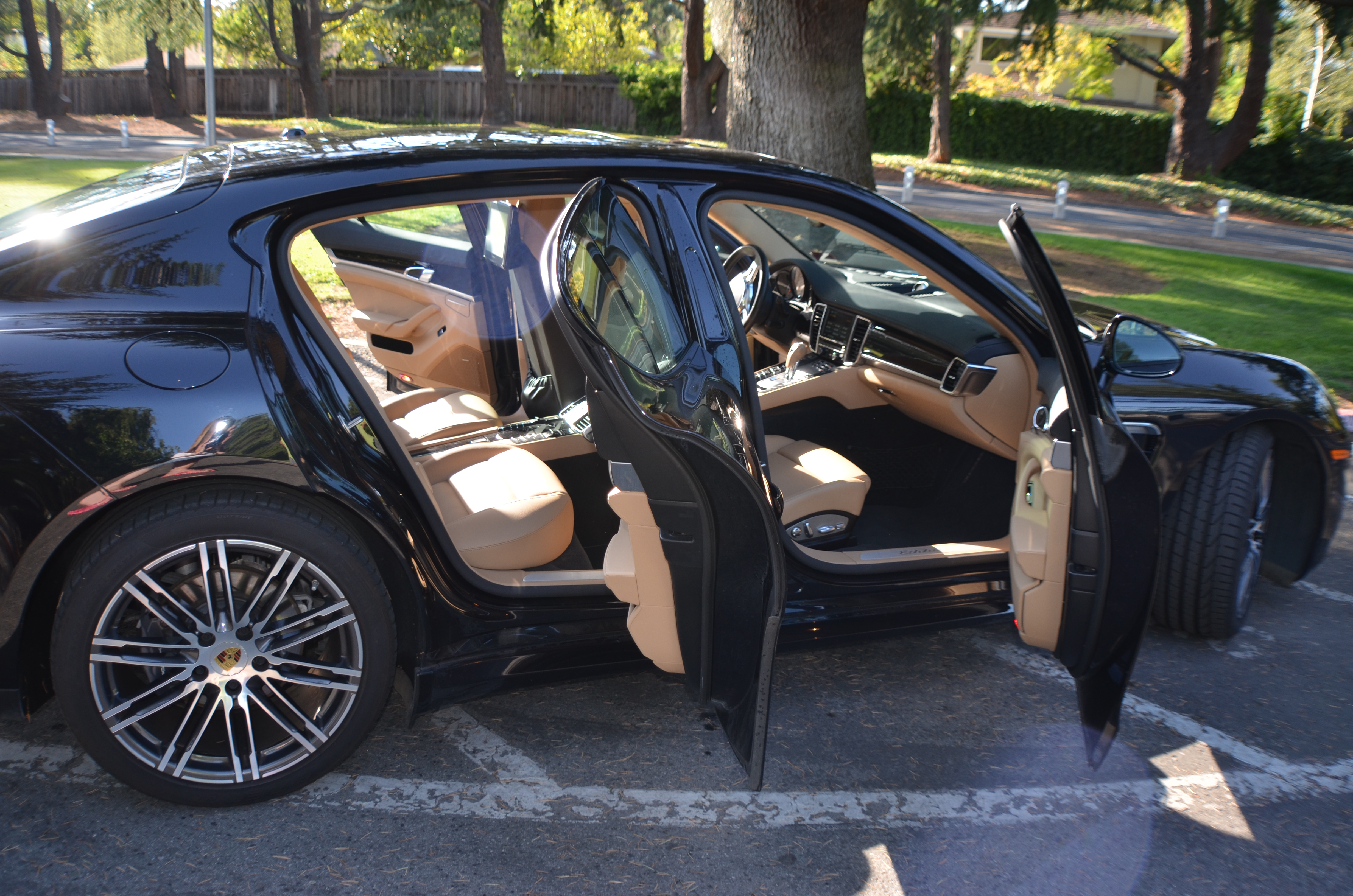 Used 2016 Porsche Panamera 4 Edition AWD/4WD image 25