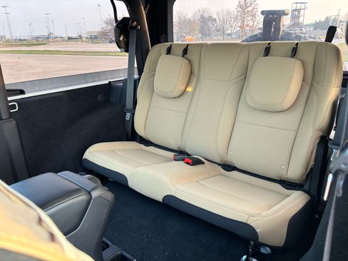 Used 2023 Jeep Wrangler Sport image 20