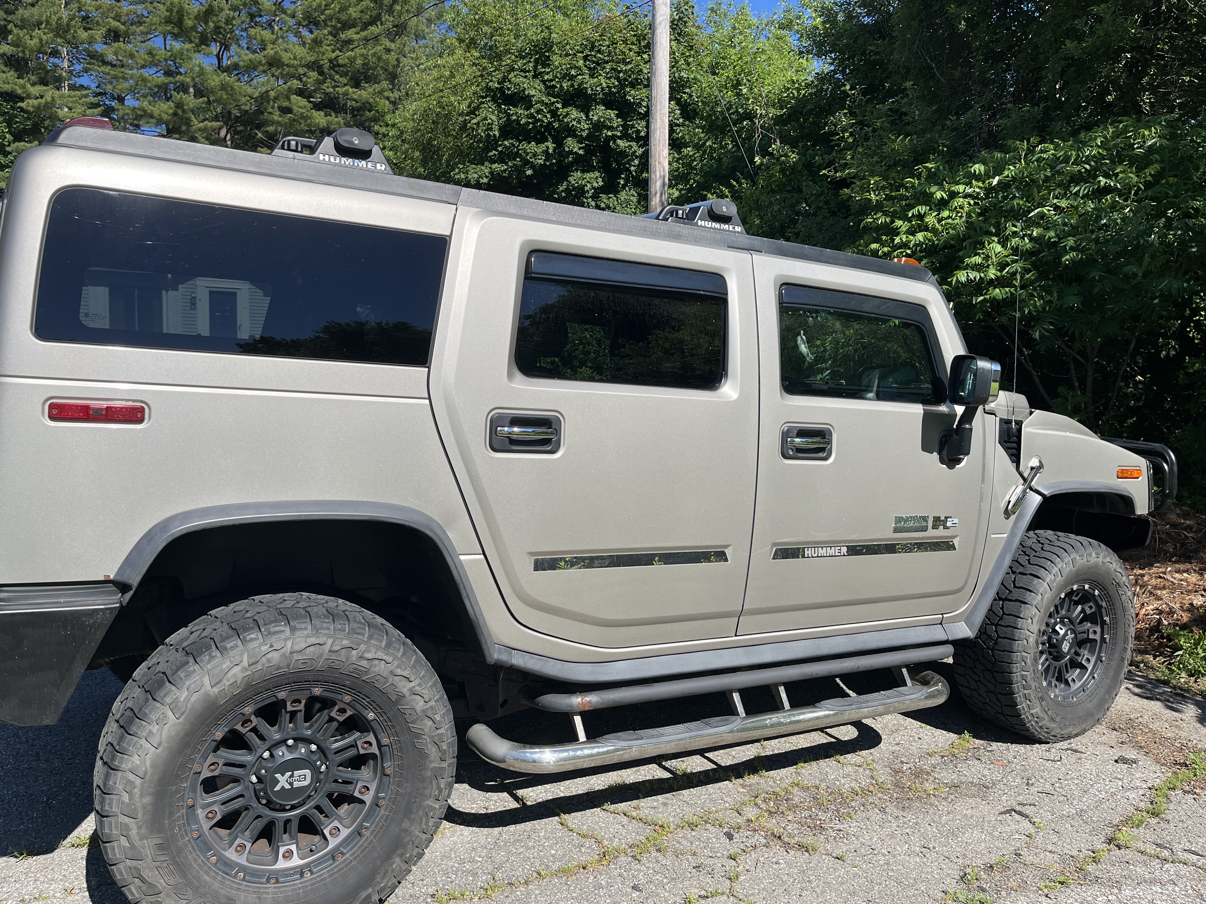 Used 2005 HUMMER H2 w/ Preferred Equipment Group AWD/4WD image 4
