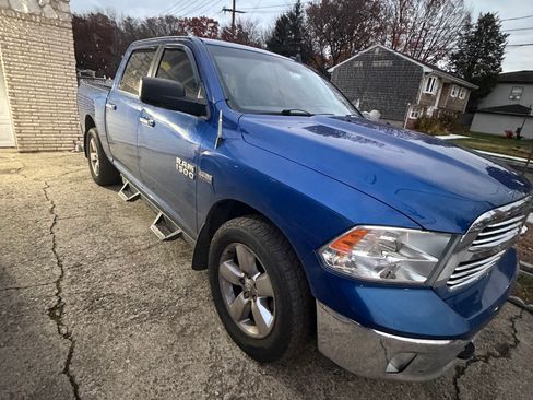 Used 2015 RAM 1500 Big Horn AWD/4WD image 2