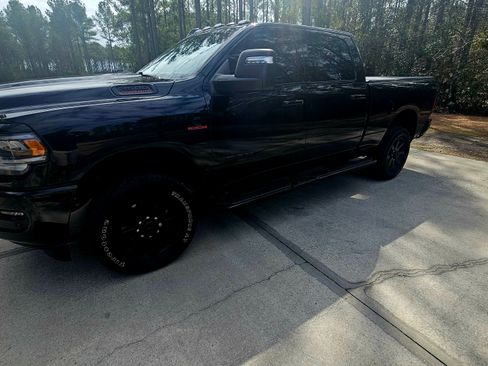 Used 2024 RAM 2500 Big Horn w/ Night Edition image 2