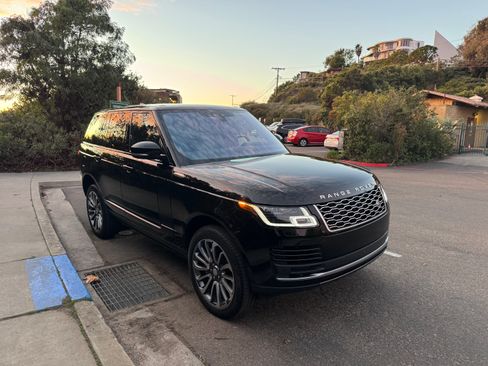 Used 2018 Land Rover Range Rover HSE image 6