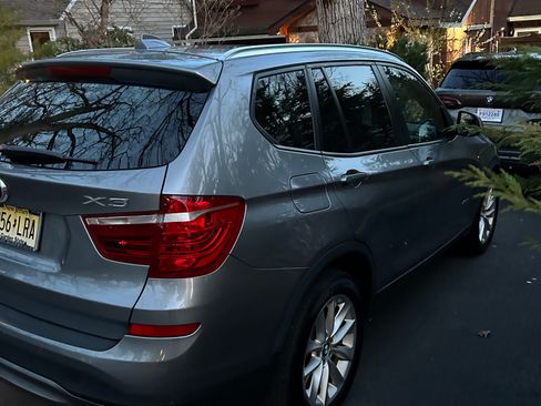 Used 2016 BMW X3 xDrive28i image 11