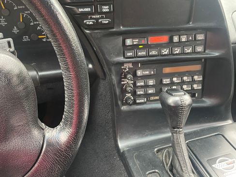 Used 1995 Chevrolet Corvette Convertible image 20