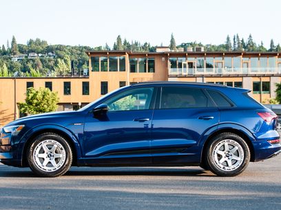 Used 2022 Audi e-tron Premium