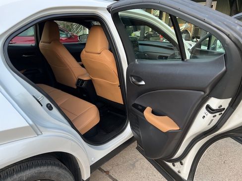 Used 2023 Lexus UX 250h AWD w/ Accessory Package (Z1) image 10