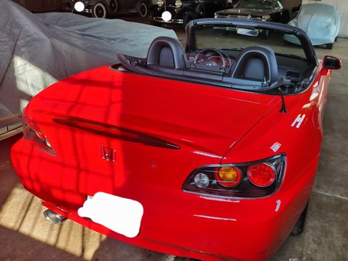 Used 2006 Honda S2000 image 2