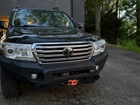 Used 2013 Toyota Land Cruiser image 5