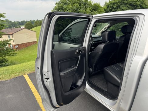 Used 2019 Ford Ranger Lariat w/ Equipment Group 501A Mid image 11