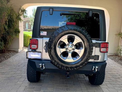Used 2014 Jeep Wrangler Unlimited Sport AWD/4WD image 17