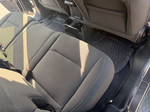 Used 2020 Jeep Wrangler Unlimited Sport S image 13