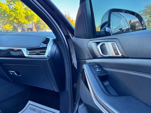 Used 2019 BMW X5 xDrive40i w/ Convenience Package image 31