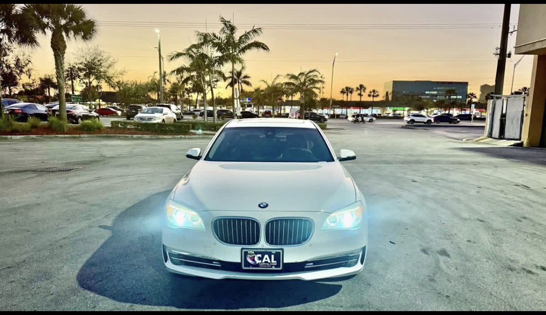 Used 2015 BMW 740Li RWD image 1