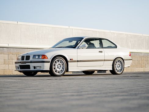 Used 1996 BMW M3 Coupe image 6