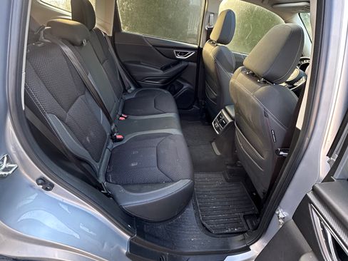 Used 2020 Subaru Forester Premium image 9