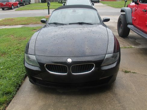 Used 2007 BMW Z4 3.0i RWD image 1