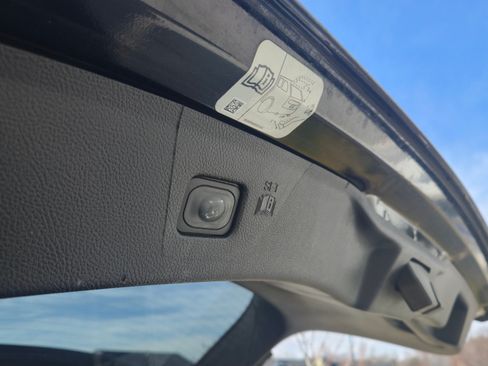 Used 2016 Ford Edge SEL w/ Equipment Group 201A image 17