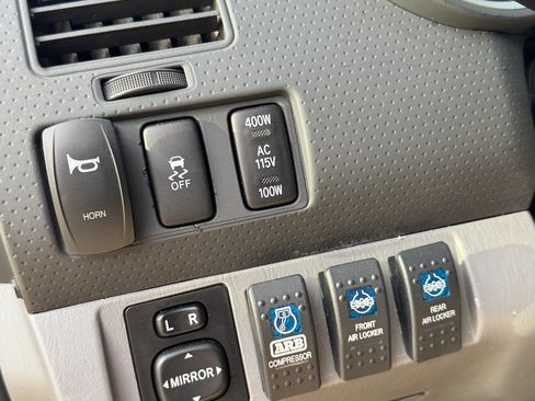 Used 2009 Toyota Tacoma 4x4 Double Cab image 27