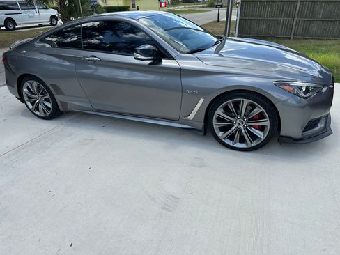Used 2019 INFINITI Q60 Red Sport 400 w/ Proactive Package AWD/4WD image 5
