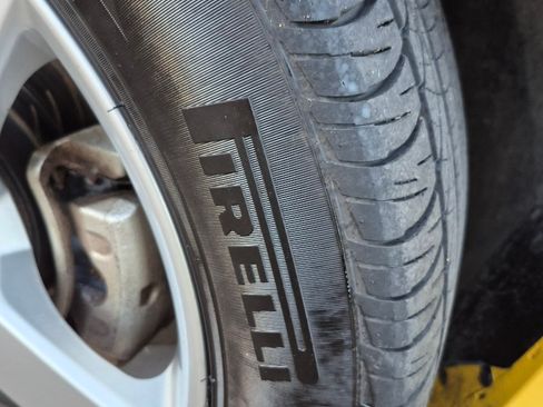 Used 2010 Chevrolet Camaro LT image 25