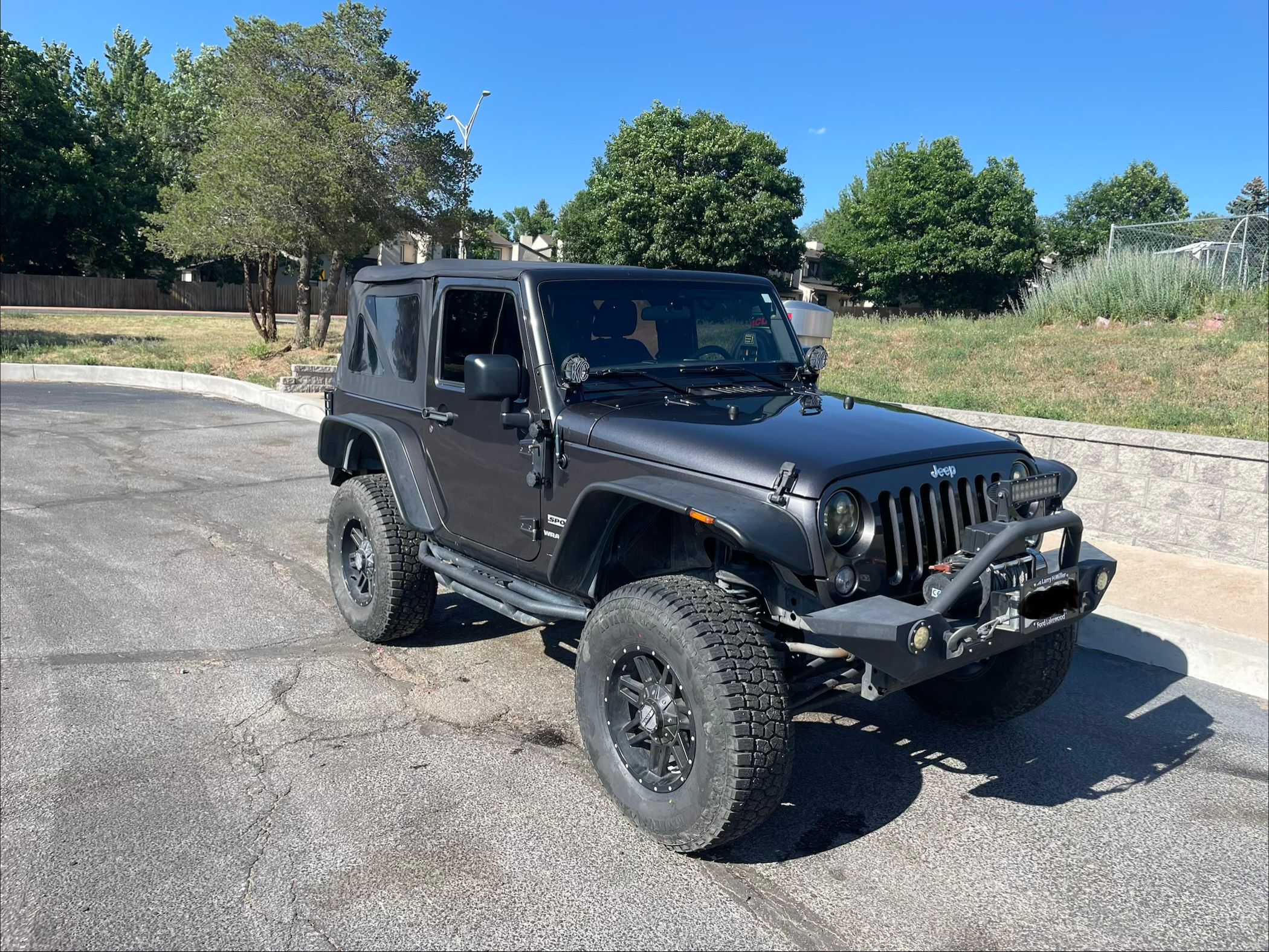 Used 2017 Jeep Wrangler Sport AWD/4WD image 2