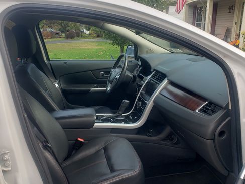 Used 2013 Ford Edge Limited w/ Vision Pkg image 12