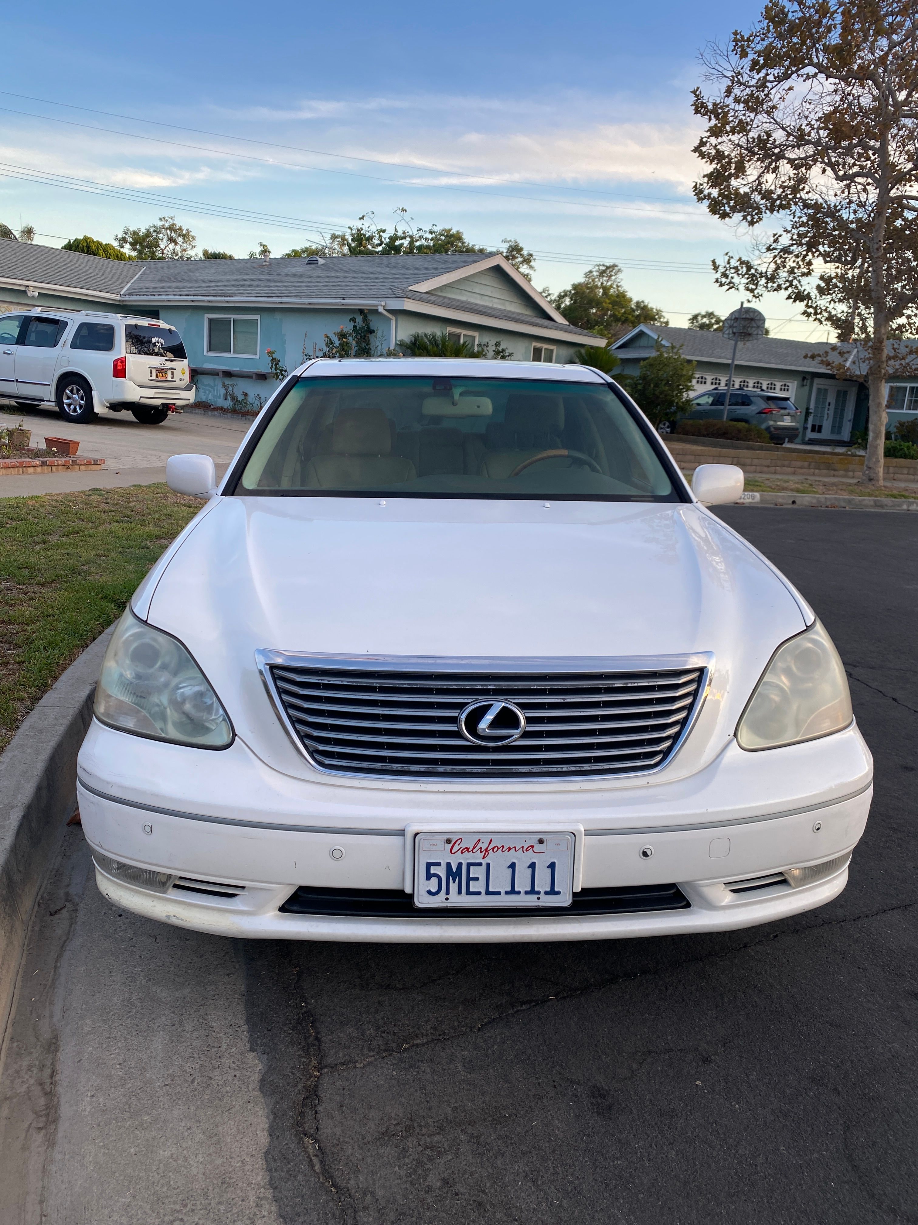Used 2005 Lexus LS 430 w/ Modern Luxury Pkg RWD image 8