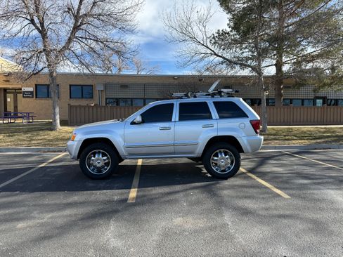 Used 2008 Jeep Grand Cherokee Overland image 1