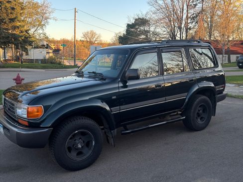 Used 1997 Toyota Land Cruiser AWD/4WD image 1