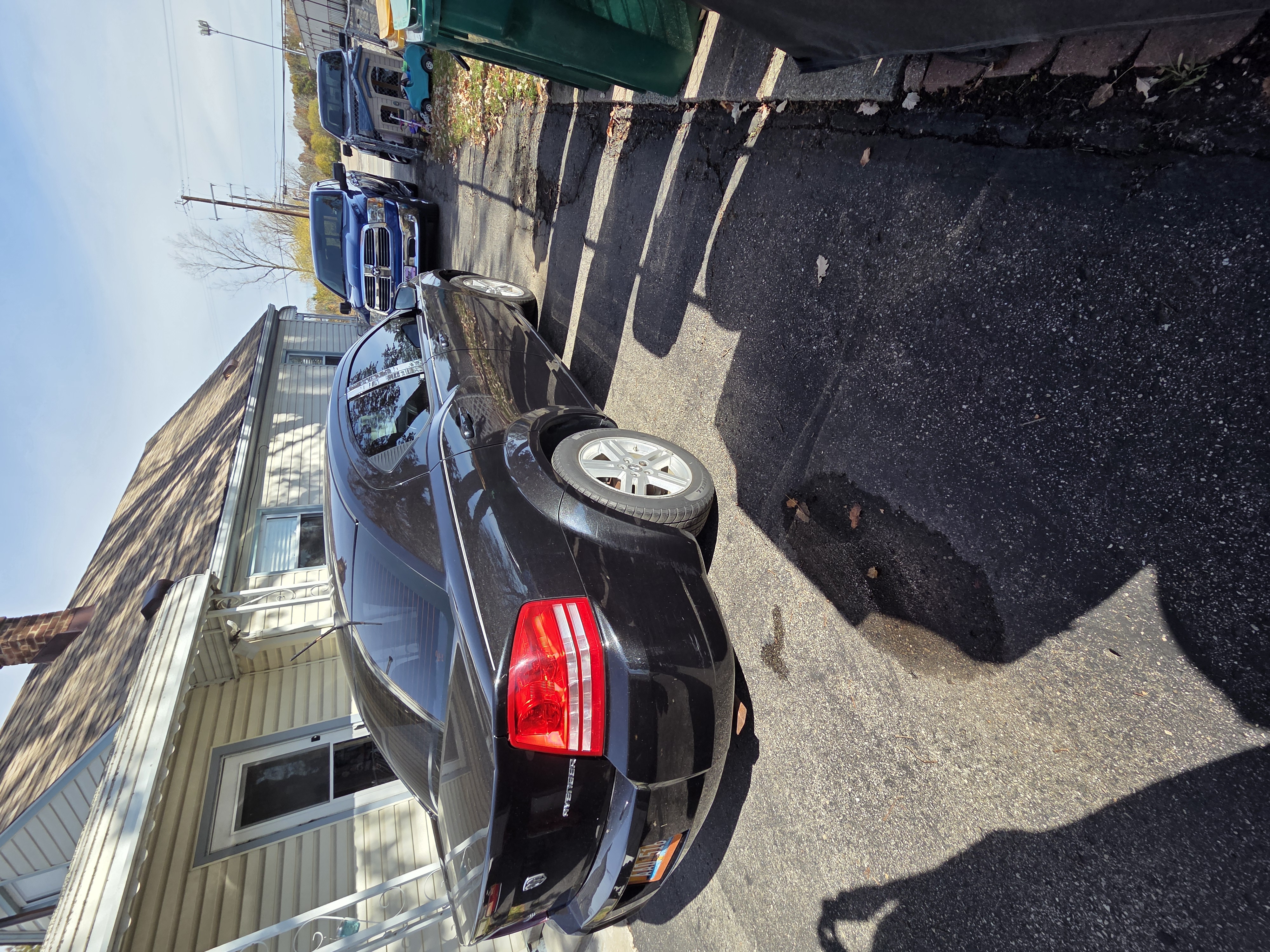 Used 2010 Dodge Avenger Express FWD image 4