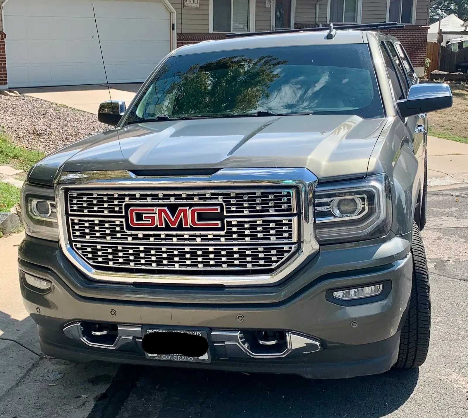 Used 2017 GMC Sierra 1500 Denali w/ Denali Ultimate Package AWD/4WD image 2