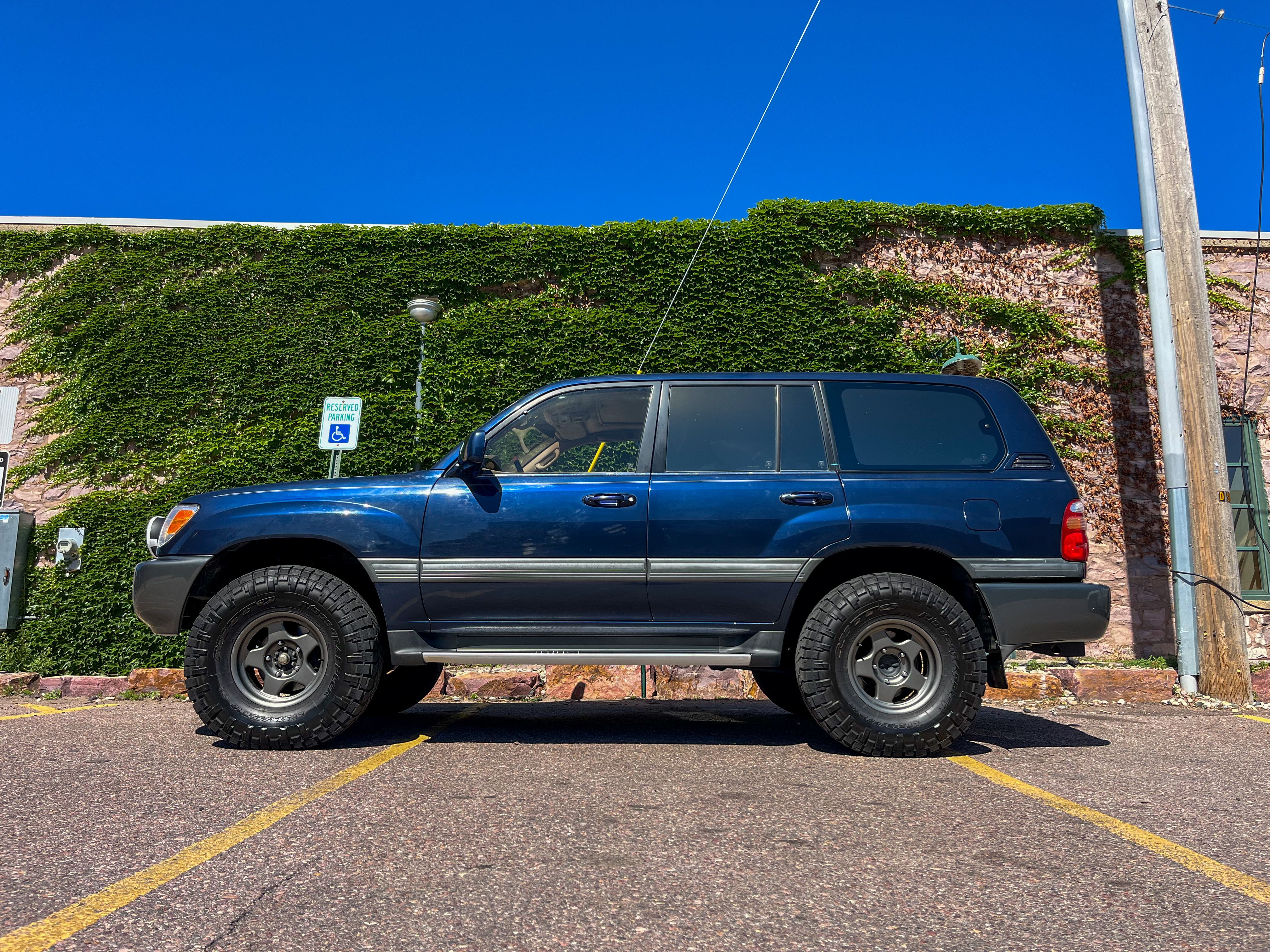 Used 1998 Toyota Land Cruiser AWD/4WD image 8
