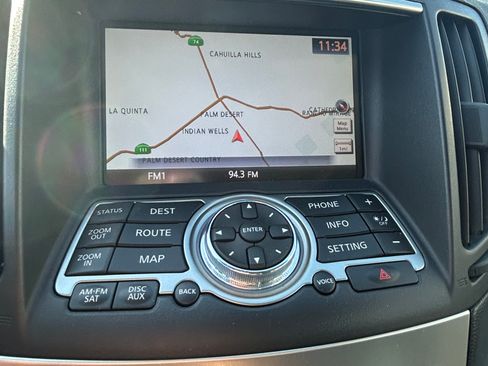 Used 2011 INFINITI G37 Journey w/ Premium Pkg image 9