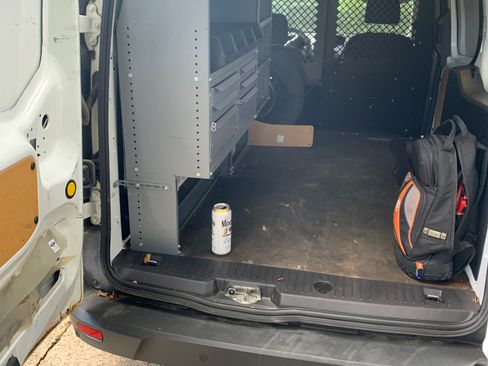 Used 2016 Ford Transit Connect XL image 10