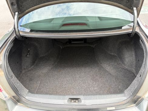 Used 2011 Honda Accord EX-L image 24