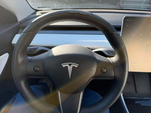 Used 2019 Tesla Model 3 Long Range image 13