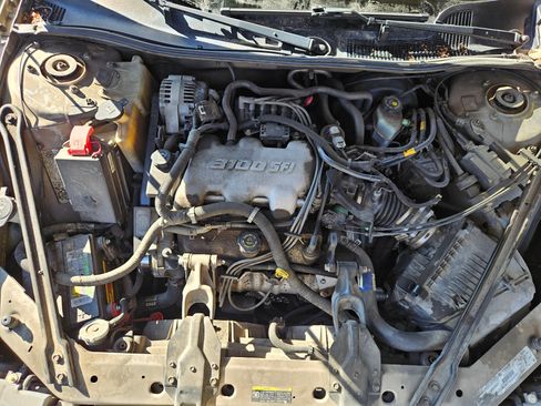 Used 2002 Buick Century Custom w/ Special Edition Pkg image 6