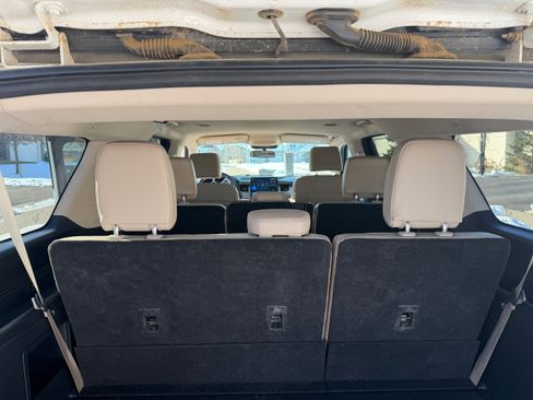 Used 2023 Ford Expedition Max XLT image 10