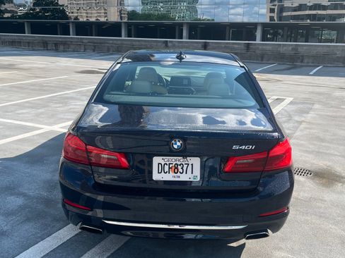 Used 2018 BMW 540i RWD image 8