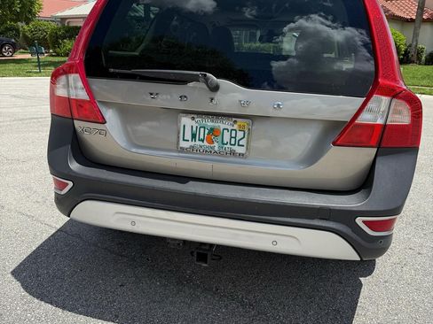 Used 2013 Volvo XC70 3.2 image 8