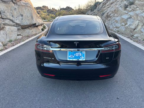 Used 2016 Tesla Model S 75 image 8