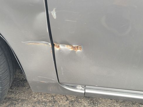 Used 2013 MAZDA MAZDA3 i Sport image 14