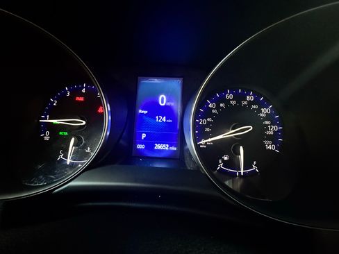 Used 2018 Toyota C-HR XLE image 15