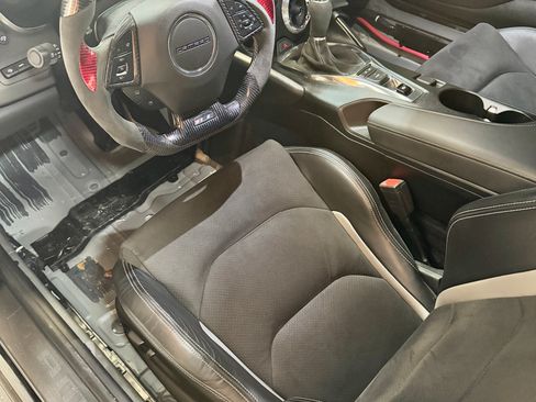 Used 2019 Chevrolet Camaro SS image 12