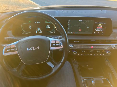 Used 2023 Kia Telluride EX X-Line image 13