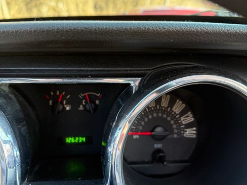 Used 2007 Ford Mustang GT Premium image 12