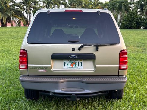 Used 2002 Ford Explorer Sport RWD image 10