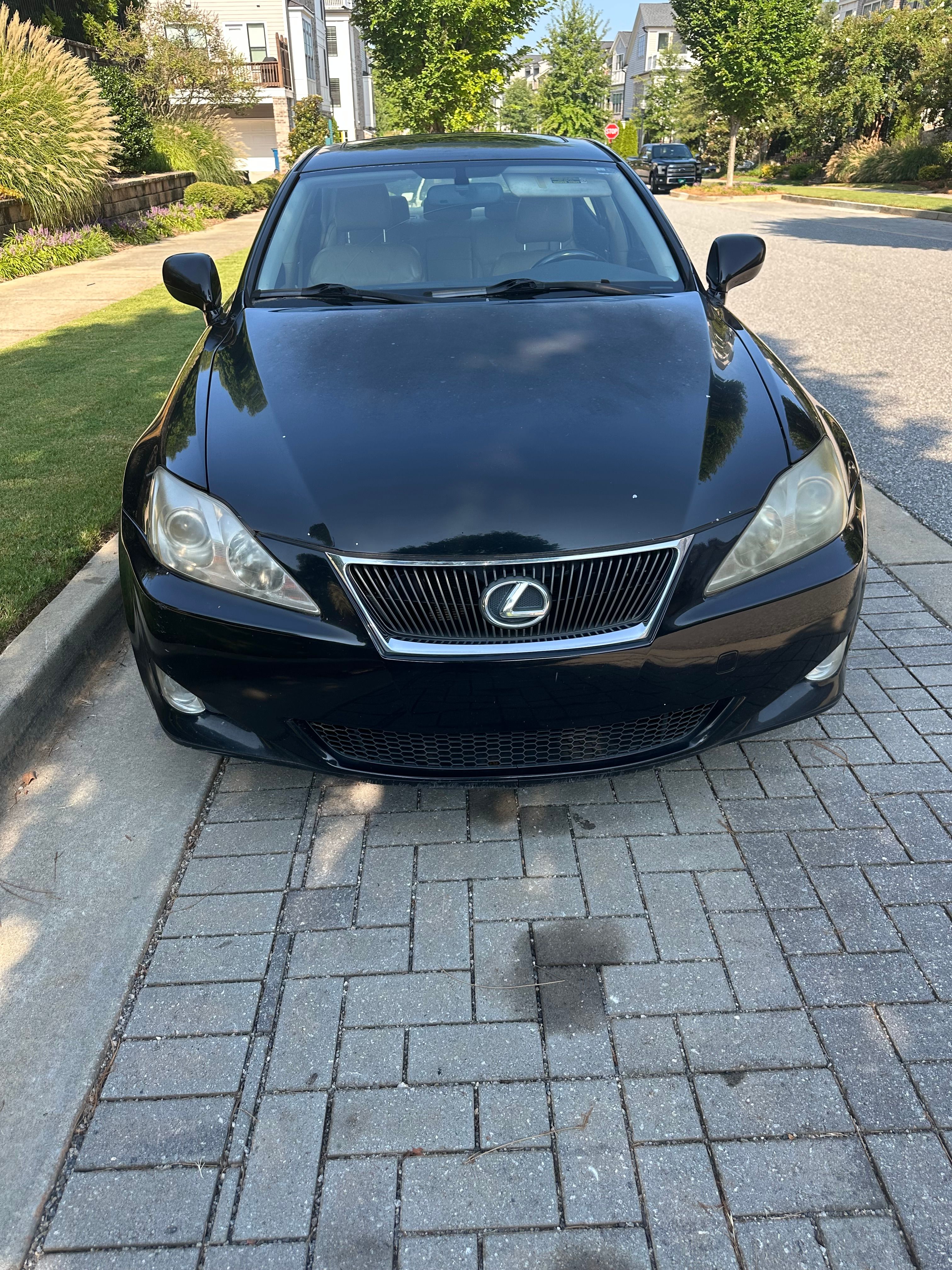 Used 2008 Lexus IS 250 w/ Preferred Accessory Pkg RWD image 19